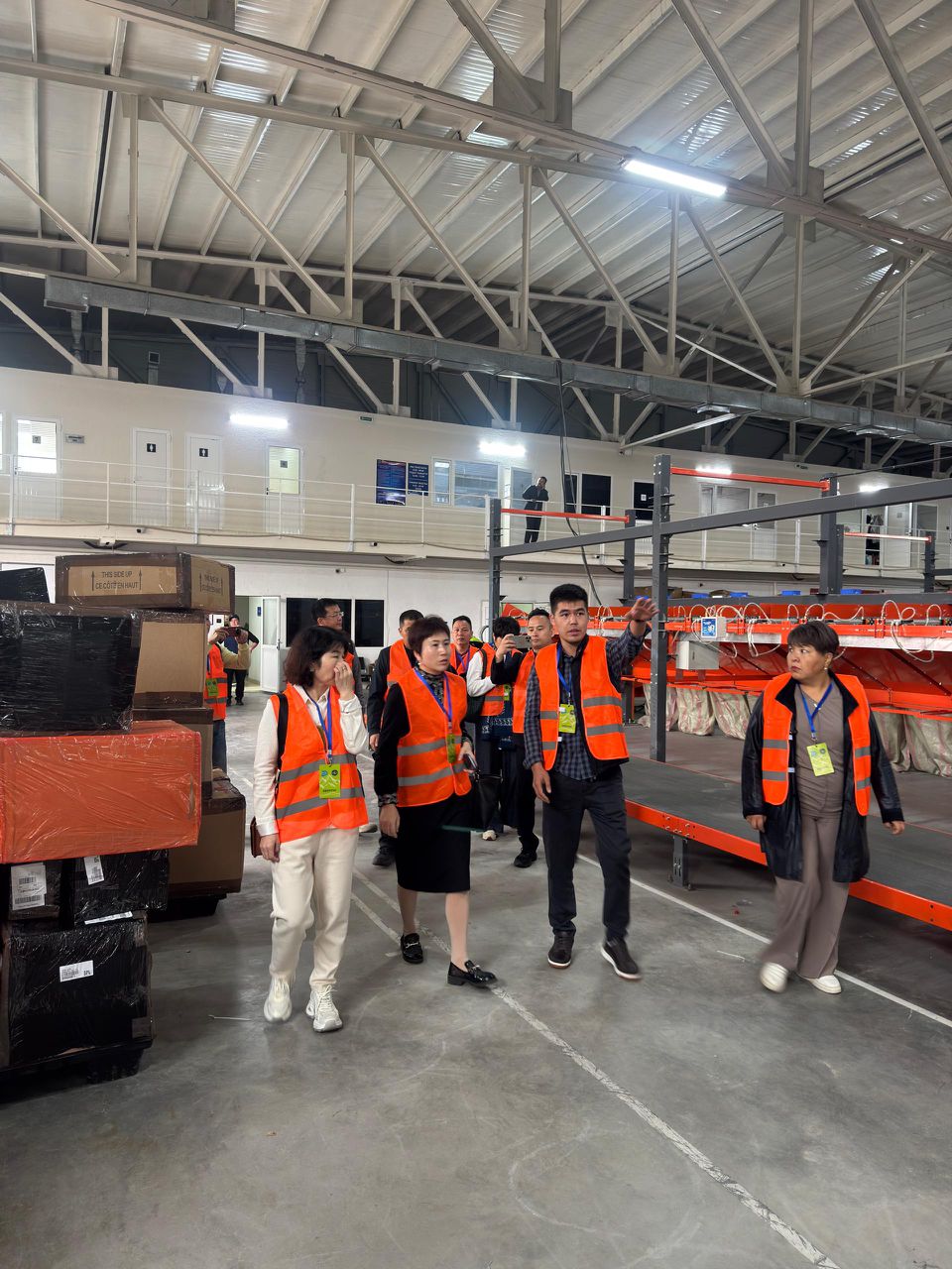 Делегация SECA посетила Логистический центр ОАО «Кыргыз почтасы»